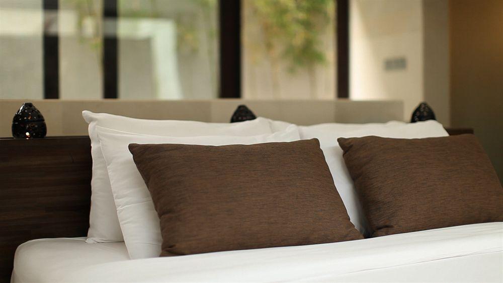 Equilibria Seminyak Villa Екстериор снимка