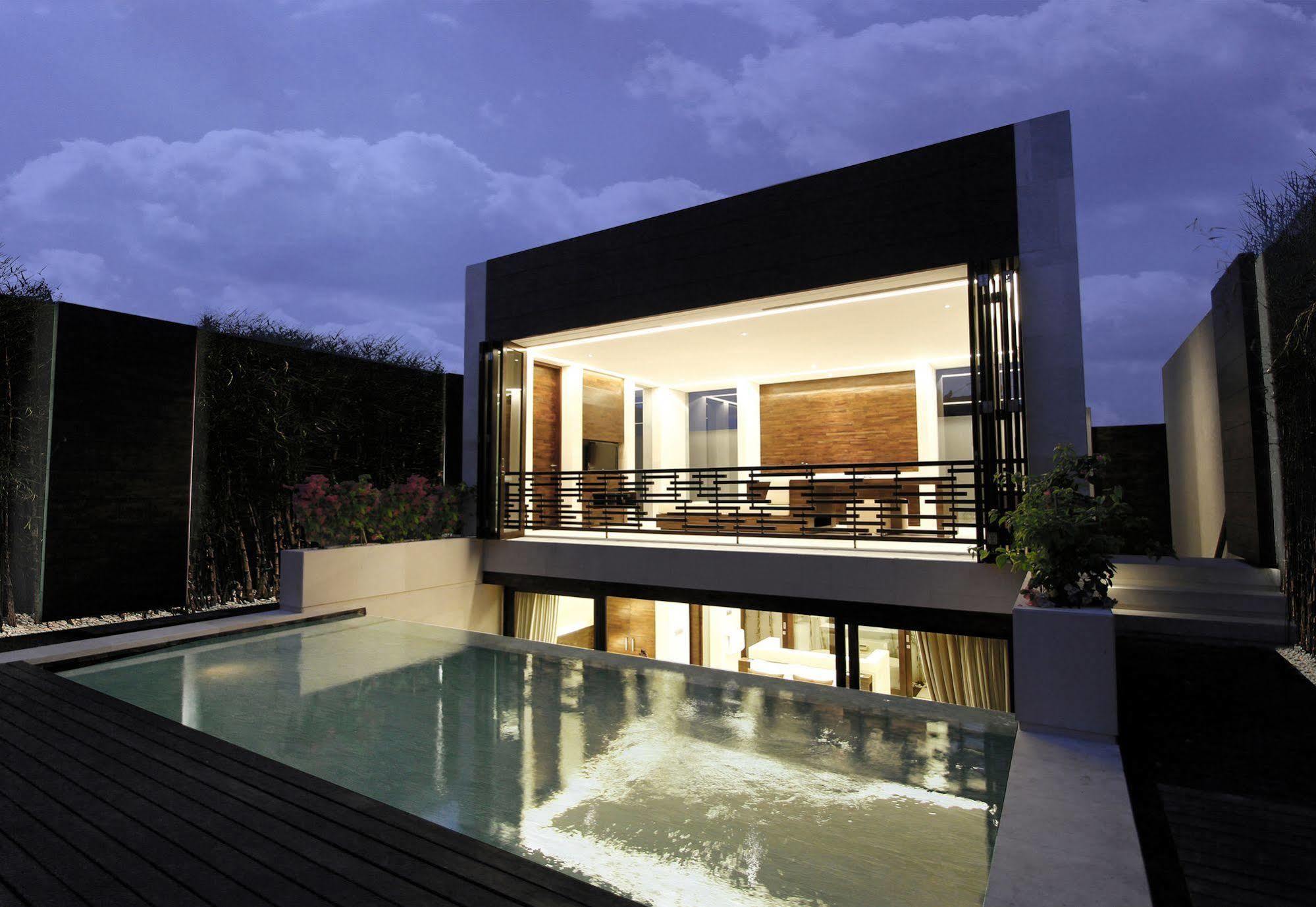 Equilibria Seminyak Villa Екстериор снимка