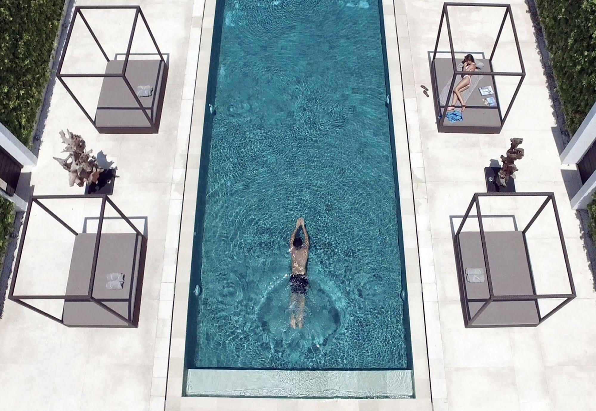 Equilibria Seminyak Villa Екстериор снимка